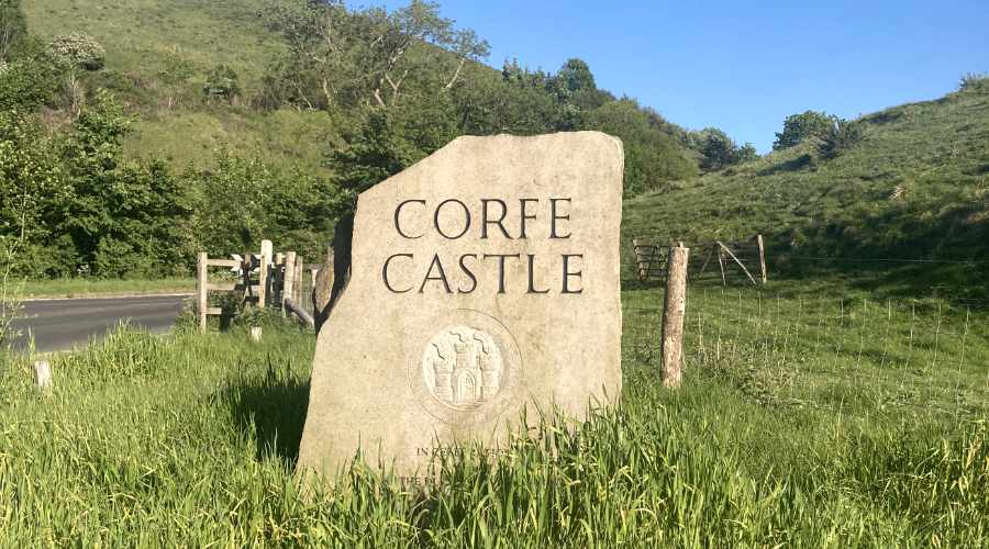 Corfe Castle Direction