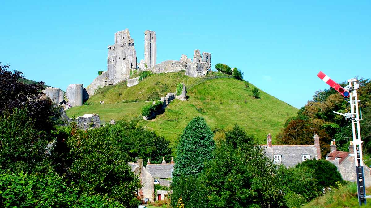 Outdoor Photographic Exhibition at Corfe Castle