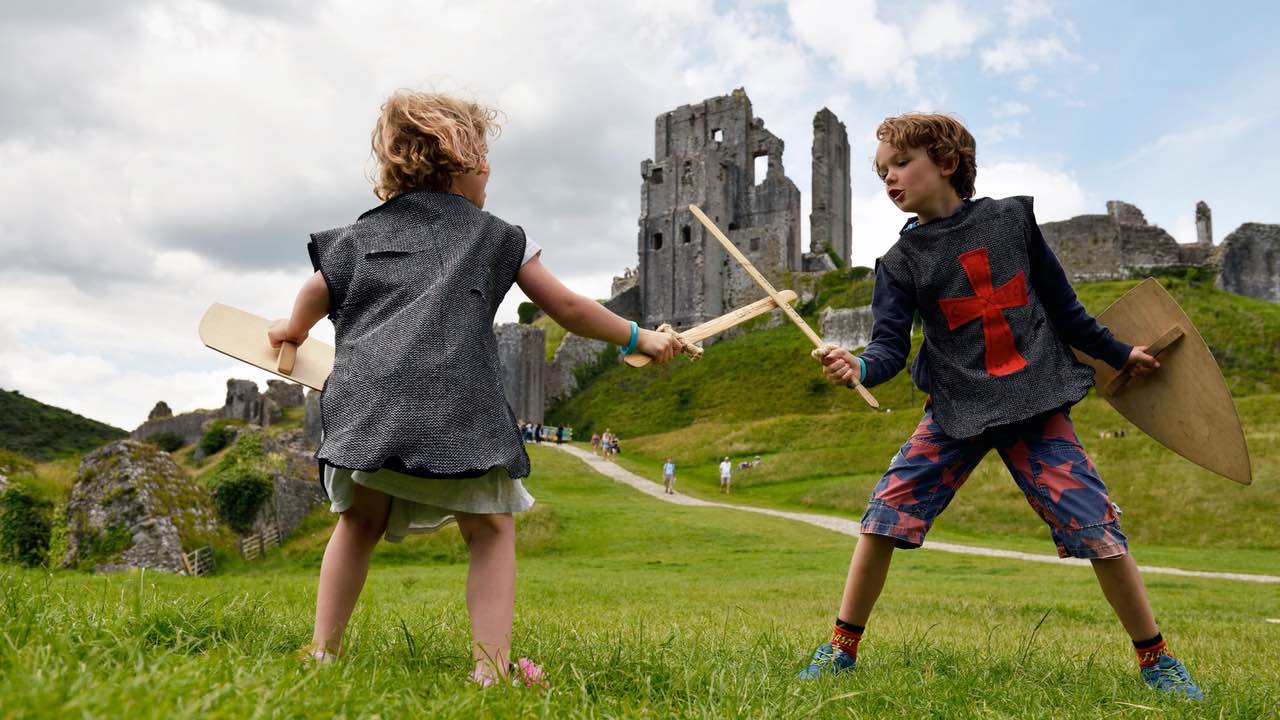 Medieval sword weekend at Corfe Castle