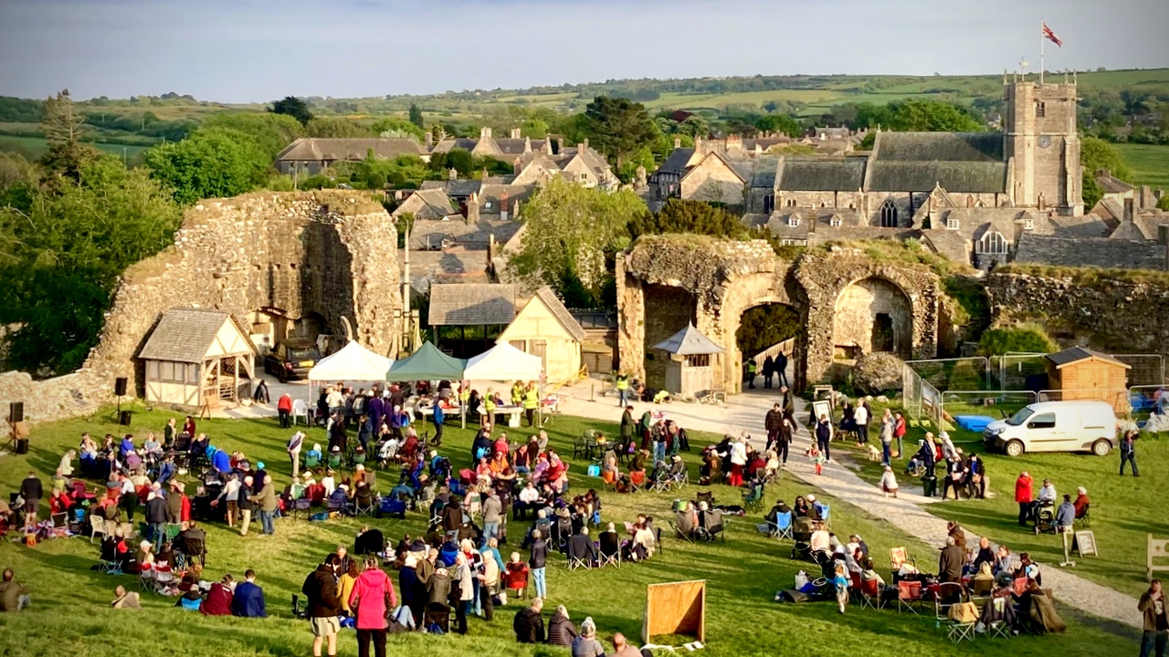 VE Day 80th Anniversary celebration at the Corfe Castle